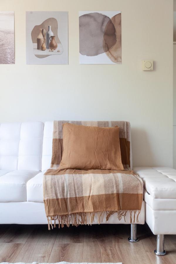 Lovely Studio Flat In Wimbledon W/ Free Parking London Luaran gambar